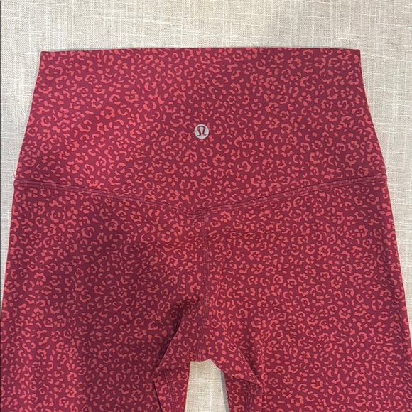 Lululemon Pink Floral Print Leggings - Picture 2 of 3